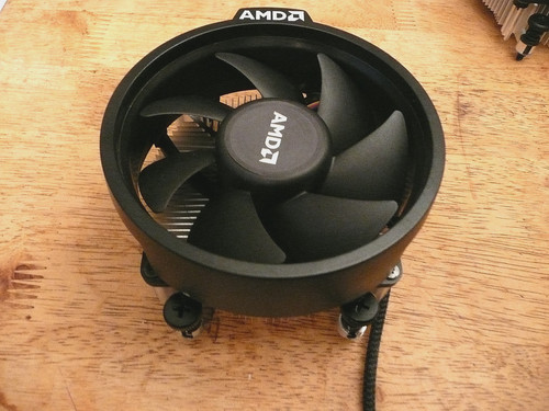 Amd wraith stealth socket am4 - amd,